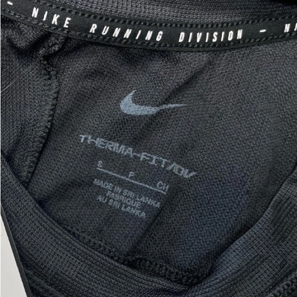 Nike Therma-FIT ADV Running Division Men's Long-Sleeve Running Top FB8538-010 S - Picture 8 of 10